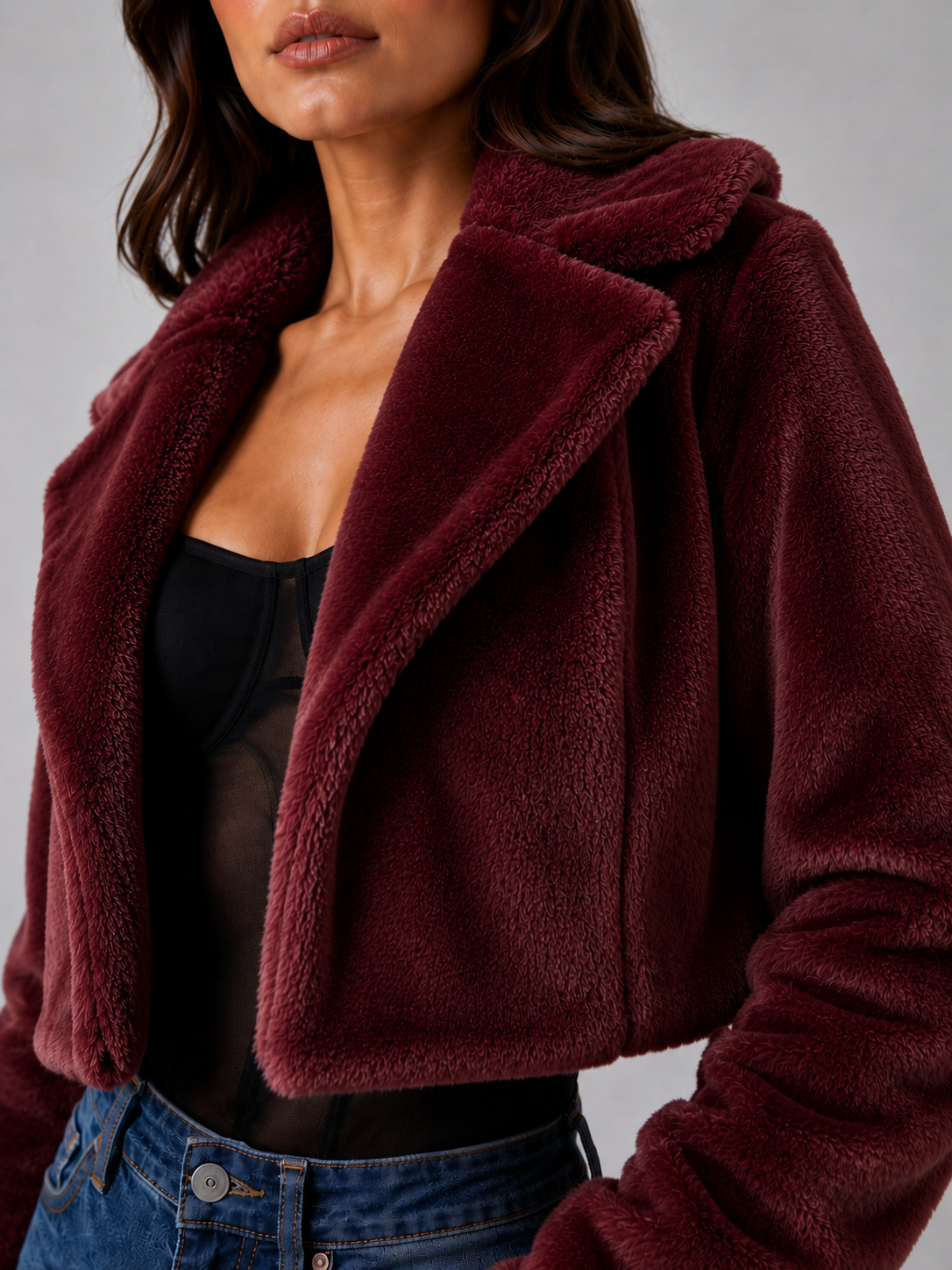 Jaqueta Teddy Cropped